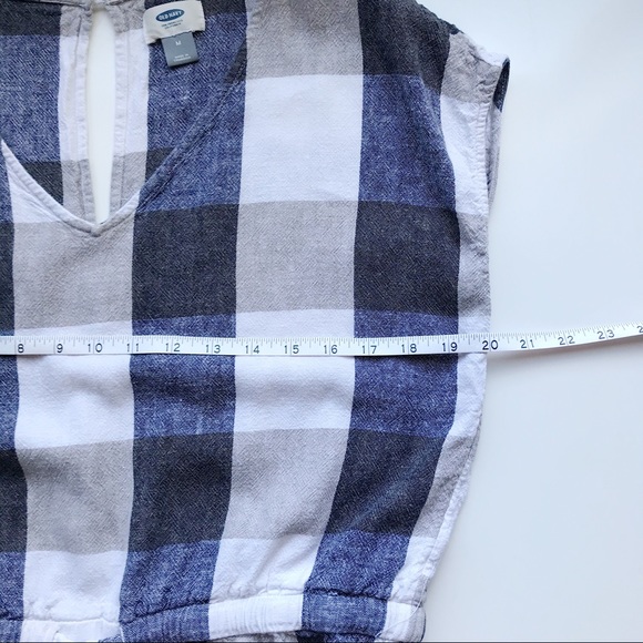 ➕ Old Navy Blue and White Romper Sized Medium - Picture 3 of 7